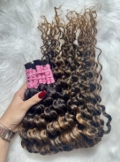 Cabelo Humano Cacheado tipo 3 75 CM Morena Iluminado